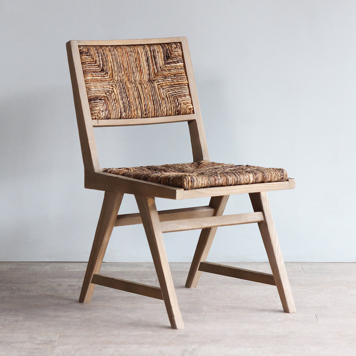 Dovetail Chair KAYULAMA